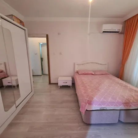 Mahmutlar 2+1 Apt.
